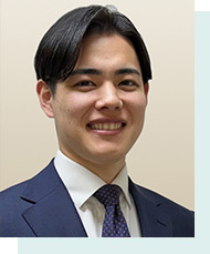 仲亀 凌央